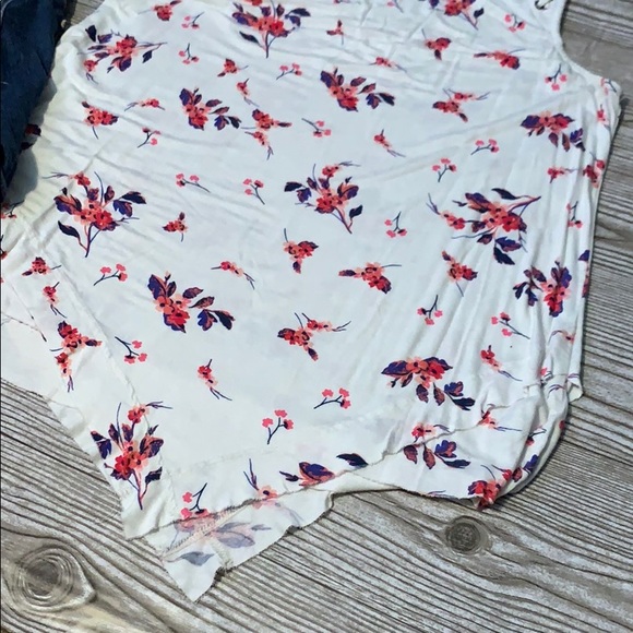 Maurices Floral Tank - Picture 5 of 7